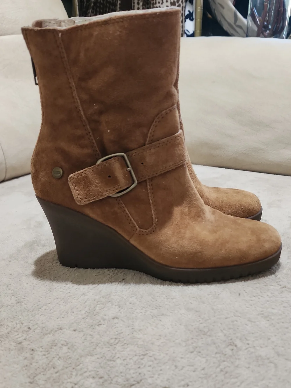 UGG In Very Good Condition  Brown Suede Wedge Boot with Buckle